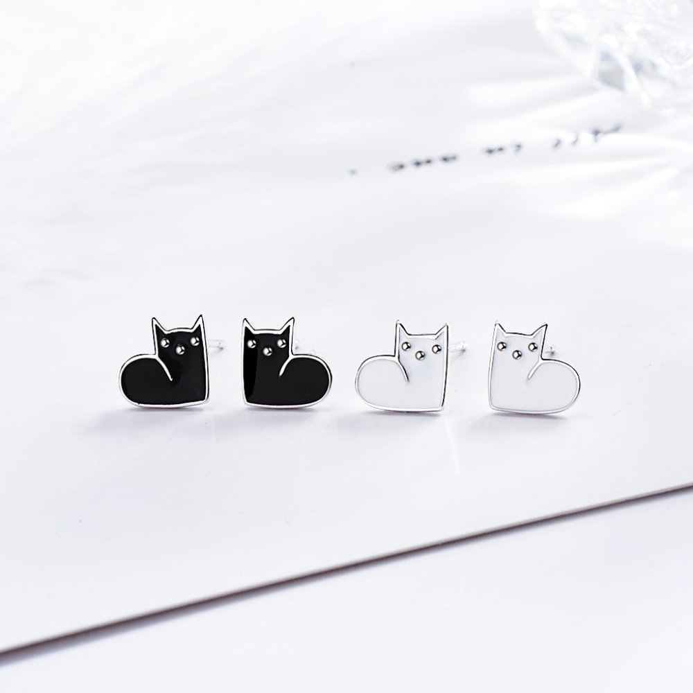 925 Sterling Silver Cat Stud Earrings
